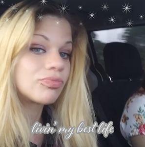 Meet your Posher, Katie